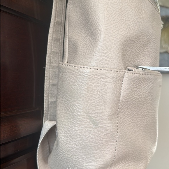 MATT & NAT BRAVE Vegan Leather Backpack - Picture 5 of 9